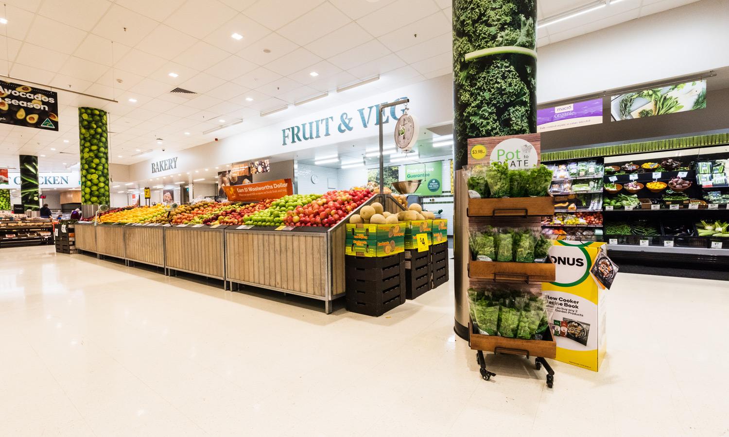 Crows Nest Woolworths 8107 L 